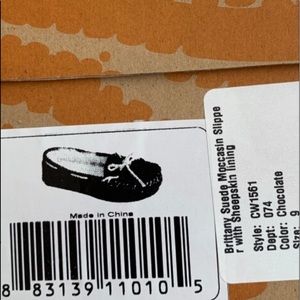 BRAND NEW women’s moccasins